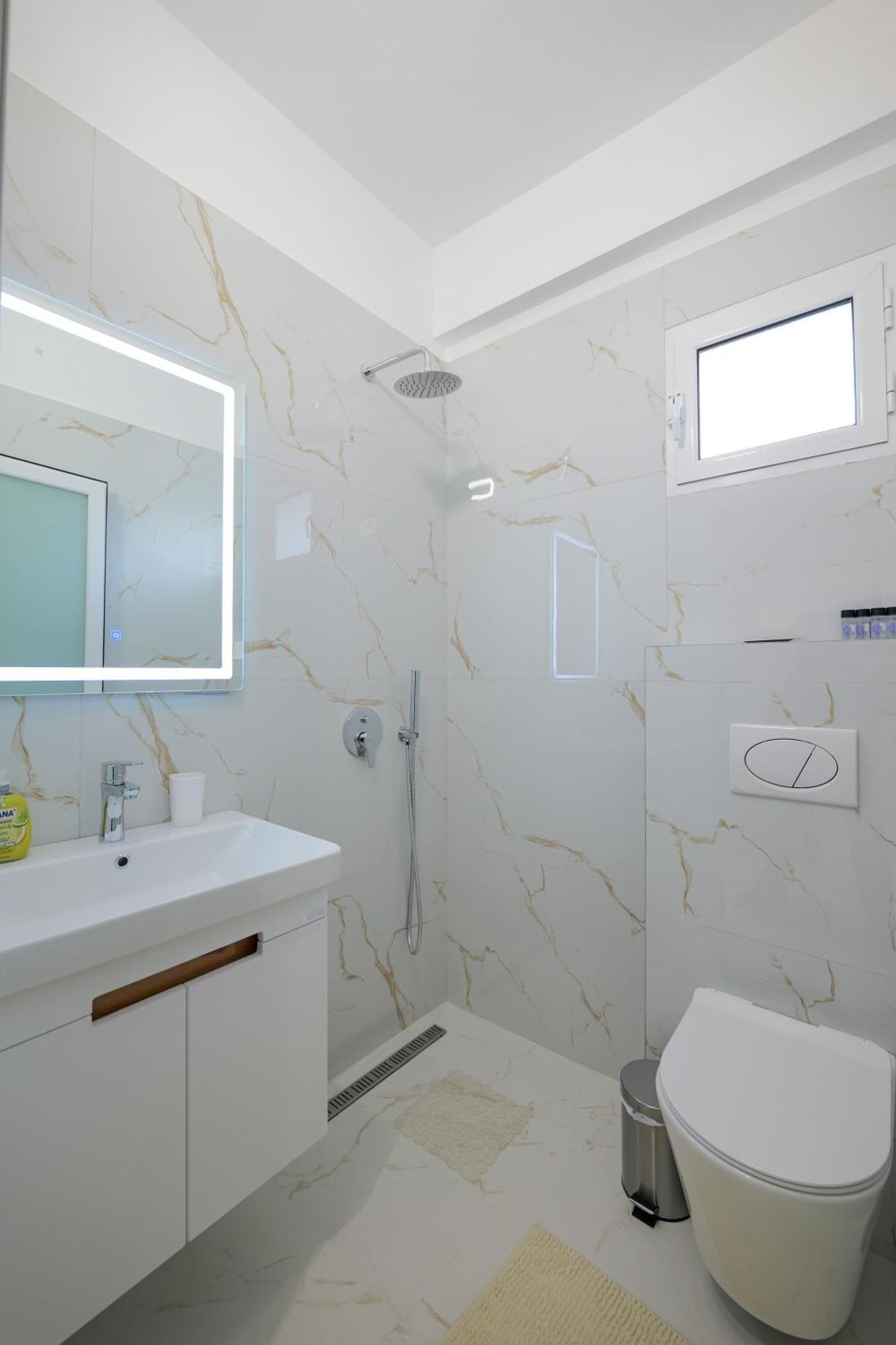 Vila Veli Brothers Sarande Exterior photo
